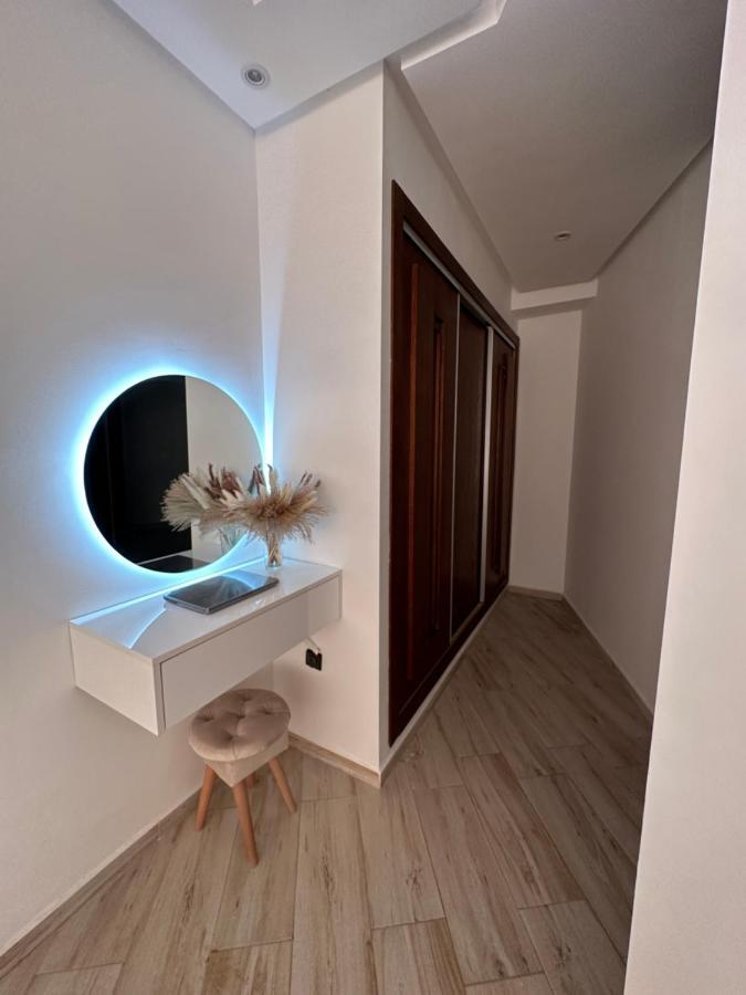 Bright 3-Br In Heart Of Kenitra-Perfect Summer Stay With Parking! エクステリア 写真
