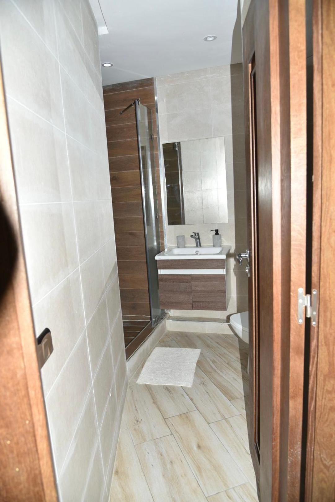 Bright 3-Br In Heart Of Kenitra-Perfect Summer Stay With Parking! エクステリア 写真